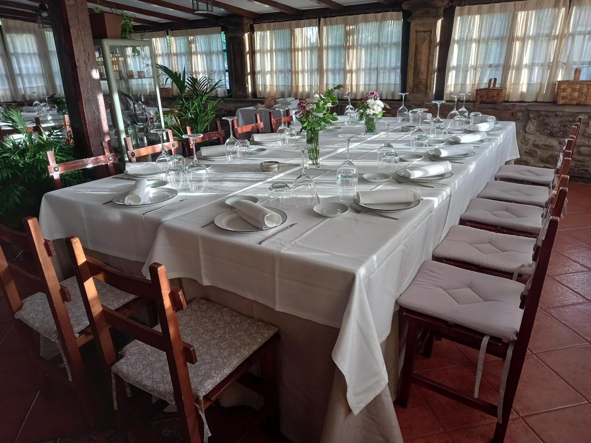 El Pucheru 4 Almas Hotel Barcenaciones Bagian luar foto
